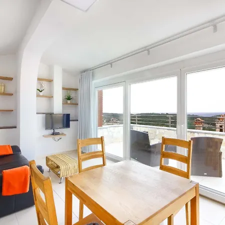 Perlina - With A Sea View Apartament Vrsar