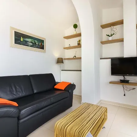 Appartement Perlina - With A Sea View