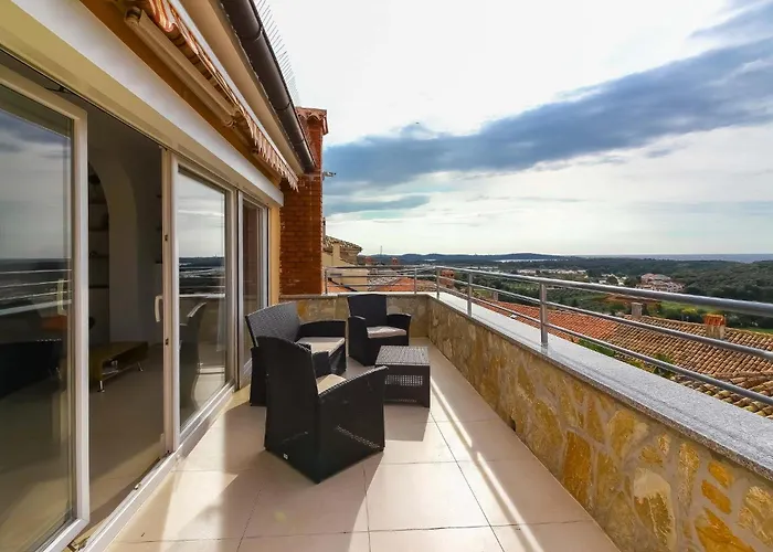 Perlina - With A Sea View Apartamento Vrsar