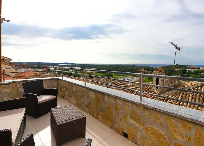 Perlina - With A Sea View